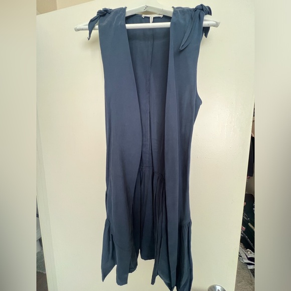 BCBG, Navy, Cover Up/Top, size XXS - Picture 3 of 5